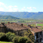 Panorama de la Vall d'en Bas desde el poble de El Mallol